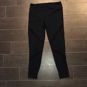 Black leggings with mesh